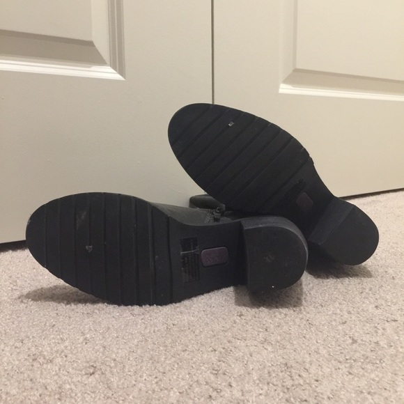 ...Me Too Mid-Calf Boot - Picture 4 of 6